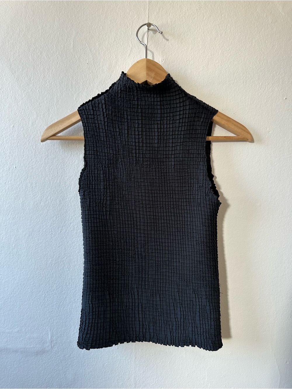 Vintage Textured Mock Neck Top